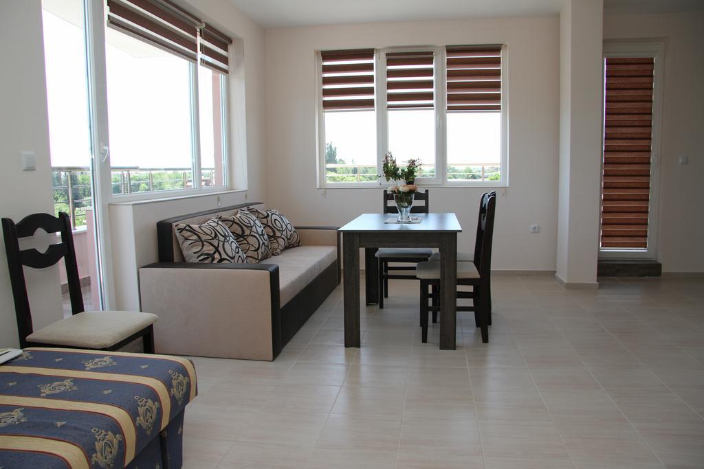 Capuccino Guest Apartments - Free Parking And Wi-Fi 阳光海滩 外观 照片