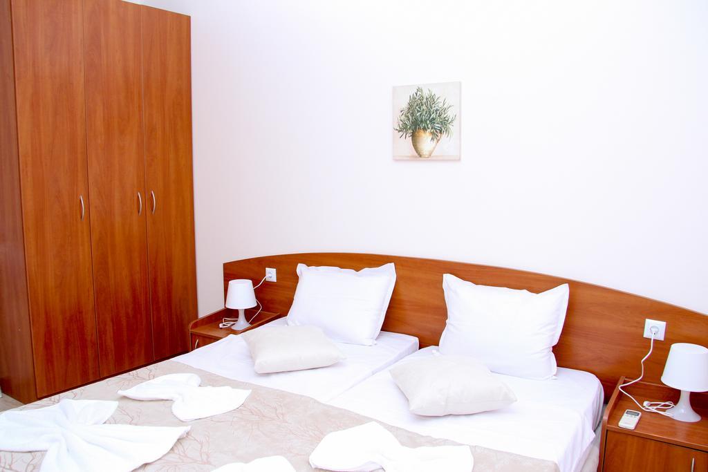Capuccino Guest Apartments - Free Parking And Wi-Fi 阳光海滩 外观 照片