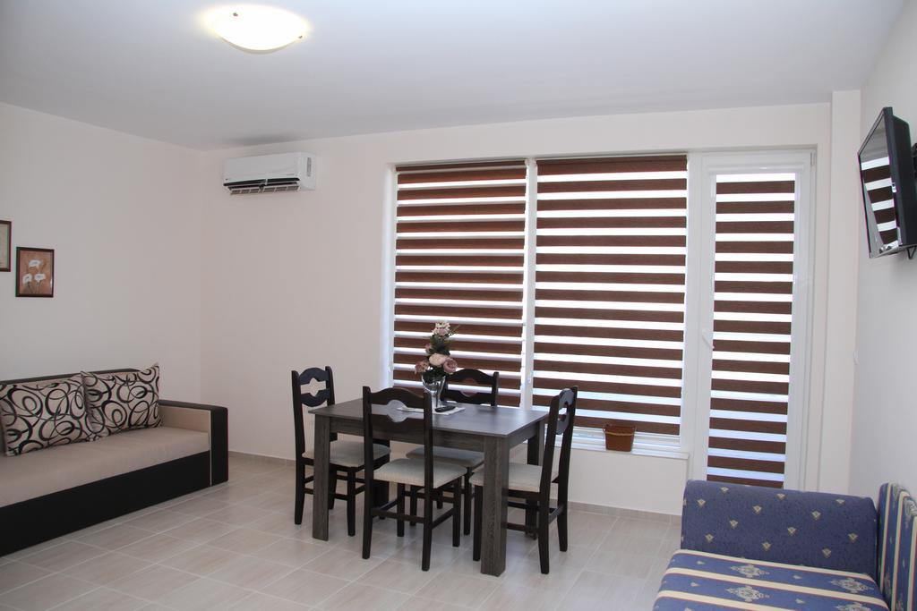 Capuccino Guest Apartments - Free Parking And Wi-Fi 阳光海滩 外观 照片