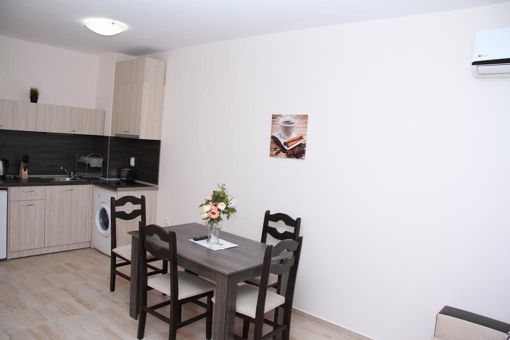 Capuccino Guest Apartments - Free Parking And Wi-Fi 阳光海滩 外观 照片