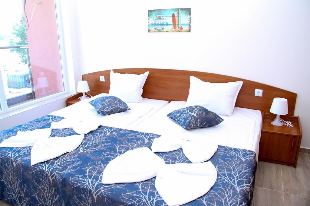 Capuccino Guest Apartments - Free Parking And Wi-Fi 阳光海滩 外观 照片