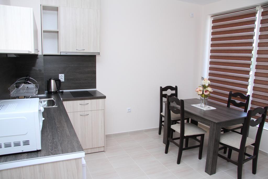 Capuccino Guest Apartments - Free Parking And Wi-Fi 阳光海滩 外观 照片