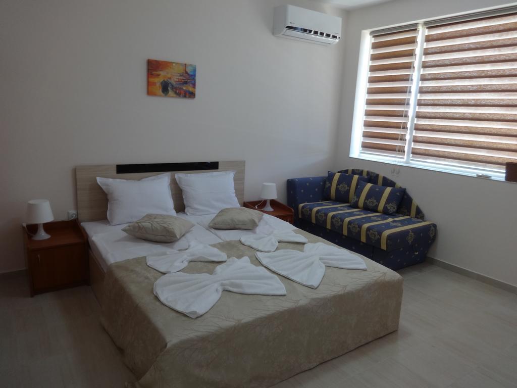 Capuccino Guest Apartments - Free Parking And Wi-Fi 阳光海滩 外观 照片