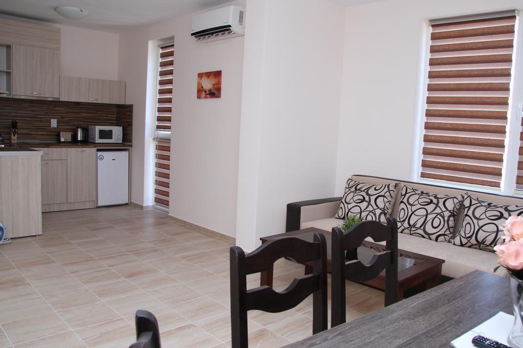 Capuccino Guest Apartments - Free Parking And Wi-Fi 阳光海滩 外观 照片